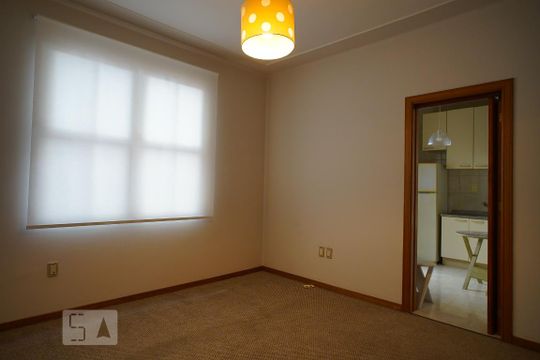 Apartamento para alugar com 2 quartos, 56m² em São João, Porto Alegre