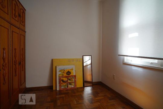 Quarto 2 de apartamento para alugar com 2 quartos, 56m² em São João, Porto Alegre
