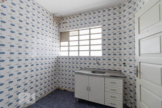 Cozinha de apartamento à venda com 3 quartos, 150m² em Centro, Curitiba