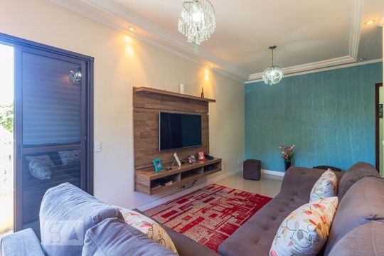 Sala de casa à venda com 3 quartos, 104m² em Jardim das Maravilhas, Santo André