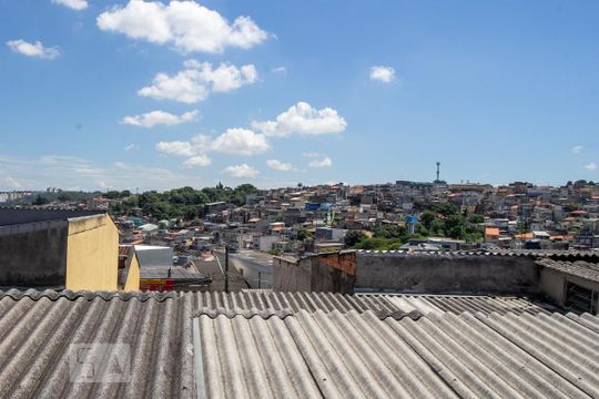 Vista de casa à venda com 3 quartos, 205m² em Jardim Tietê, São Paulo