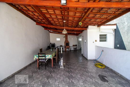 Área comum de casa à venda com 3 quartos, 205m² em Jardim Tietê, São Paulo