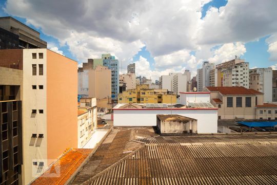 Vista da Salas de apartamento à venda com 1 quarto, 76m² em Centro, Campinas