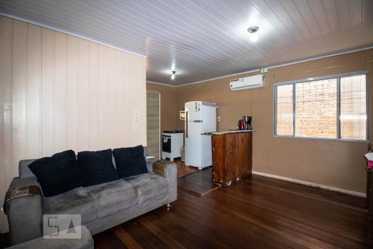 Sala de casa à venda com 1 quarto, 186m² em Protásio Alves, Porto Alegre