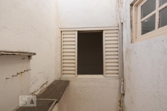 Vista Quarto 2 de casa para alugar com 2 quartos, 55m² em Jardim Textil, São Paulo