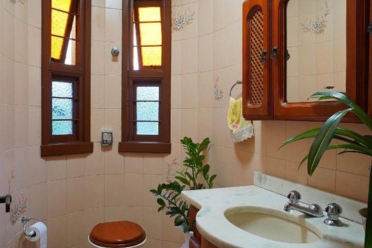 Lavabo de casa à venda com 4 quartos, 350m² em Jardim Itu, Porto Alegre