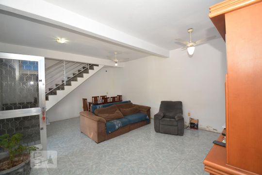 Sala de casa à venda com 3 quartos, 301m² em Váz Lobo, Rio de Janeiro