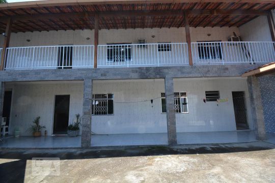 Fachada de casa à venda com 3 quartos, 301m² em Váz Lobo, Rio de Janeiro