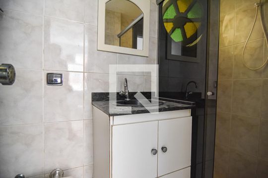 Banheiro do Suite de apartamento à venda com 3 quartos, 110m² em Centro, Niterói