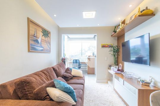 Sala de apartamento à venda com 3 quartos, 69m² em Teresópolis, Porto Alegre