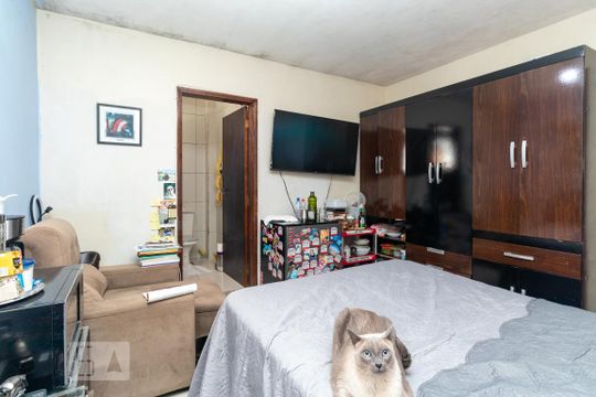 Quarto de casa à venda com 2 quartos, 150m² em São José, São Caetano do Sul