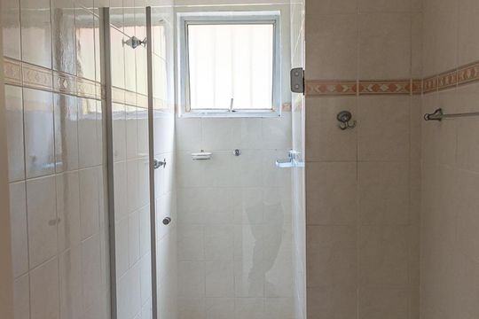 Banheiro de apartamento à venda com 2 quartos, 60m² em Santa Terezinha, São Bernardo do Campo
