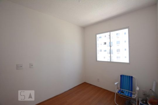 Quarto 1 de apartamento à venda com 2 quartos, 45m² em Parada de Lucas, Rio de Janeiro