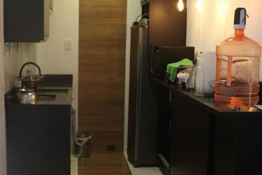 Cozinha de apartamento para alugar com 1 quarto, 42m² em Itararé, São Vicente
