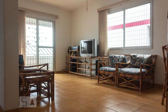 Sala de casa de condomínio para alugar com 2 quartos, 93m² em Vila Tupi, Praia Grande