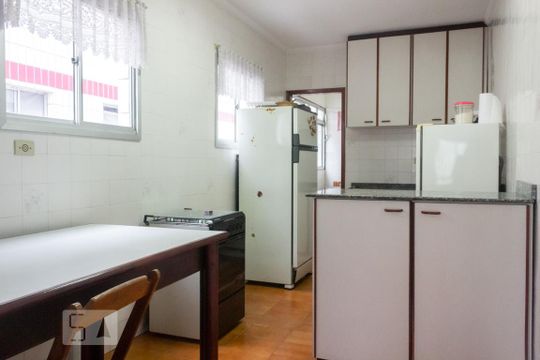 Cozinha de casa de condomínio para alugar com 2 quartos, 93m² em Vila Tupi, Praia Grande