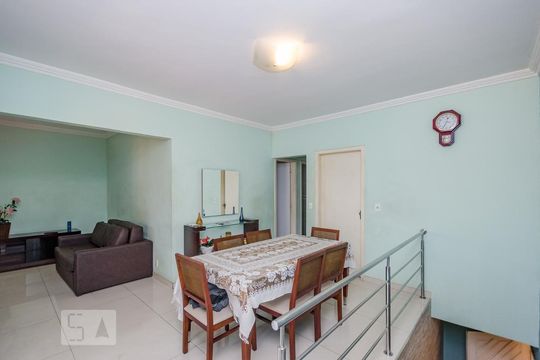 Casa para alugar com 3 quartos, 140m² em Havaí, Belo Horizonte