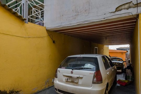 Garagem de casa para alugar com 3 quartos, 140m² em Havaí, Belo Horizonte