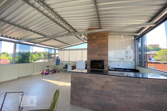 Churrasqueira de casa à venda com 3 quartos, 200m² em Ideal, Novo Hamburgo