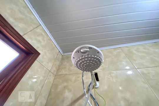 Chuveiro do Banheiro de casa à venda com 3 quartos, 200m² em Ideal, Novo Hamburgo