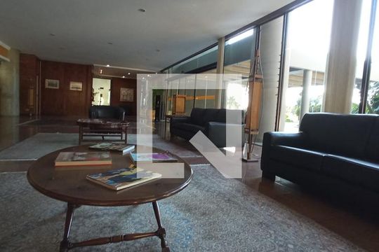 Hall de entrada de apartamento para alugar com 1 quarto, 65m² em Alphaville Industrial, Barueri