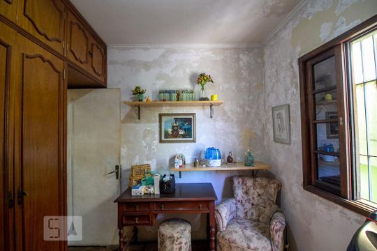 Quarto 3 de casa para alugar com 3 quartos, 360m² em Parque São Lucas, São Paulo
