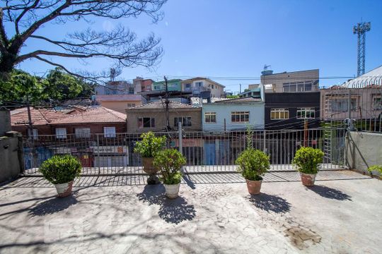 Varanda de casa para alugar com 3 quartos, 360m² em Parque São Lucas, São Paulo