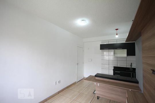 Sala de apartamento para alugar com 2 quartos, 40m² em Jardim São Savério, São Paulo