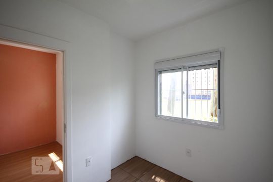 Quarto de apartamento para alugar com 2 quartos, 40m² em Jardim São Savério, São Paulo