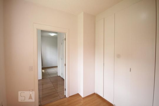 Quarto de apartamento para alugar com 2 quartos, 40m² em Jardim São Savério, São Paulo