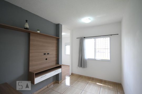 Sala de apartamento para alugar com 2 quartos, 40m² em Jardim São Savério, São Paulo