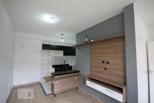 Sala de apartamento para alugar com 2 quartos, 40m² em Jardim São Savério, São Paulo