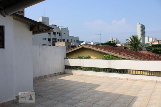 Área interna lazer privada de casa para alugar com 3 quartos, 230m² em Vila Julia, Guarujá