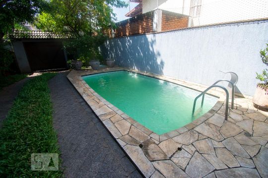 Área comum - Piscina de casa à venda com 3 quartos, 260m² em Jardim Santa Clara, Guarulhos