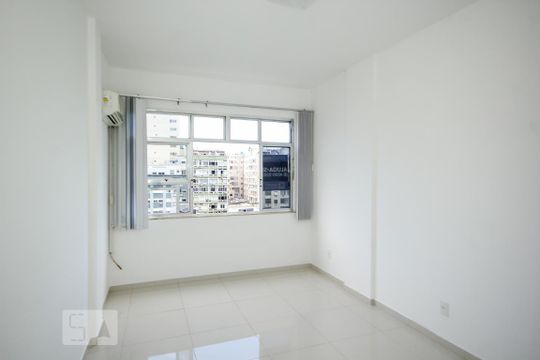 Quarto  de apartamento para alugar com 1 quarto, 49m² em Copacabana, Rio de Janeiro