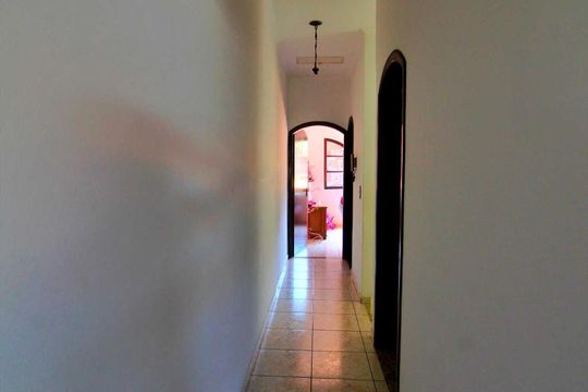 Corredor de casa à venda com 3 quartos, 175m² em Parque Marajoara, Santo André
