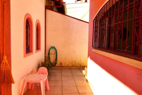 Quintal de casa à venda com 3 quartos, 175m² em Parque Marajoara, Santo André