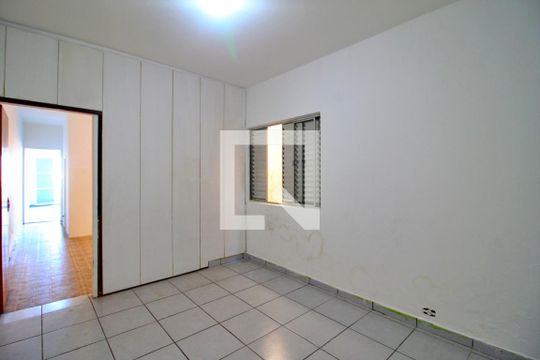 Quarto 2 de casa para alugar com 2 quartos, 65m² em Vila Joao Ramalho, Santo André