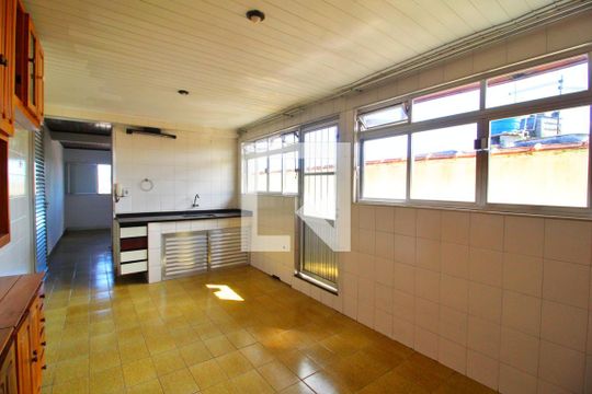 Cozinha de casa para alugar com 2 quartos, 200m² em Vila Joao Ramalho, Santo André