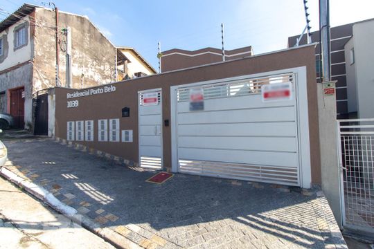 Fachada de apartamento para alugar com 2 quartos, 44m² em Vila Antonieta, São Paulo