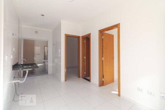 Apartamento para alugar com 2 quartos, 44m² em Vila Antonieta, São Paulo