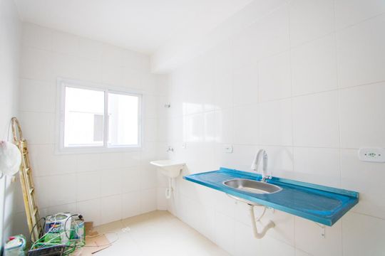 Cozinha de apartamento à venda com 2 quartos, 58m² em Vila Curuca, Santo André