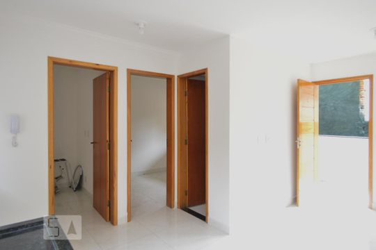 Sala e cozinha de apartamento para alugar com 2 quartos, 42m² em Tatuapé, São Paulo
