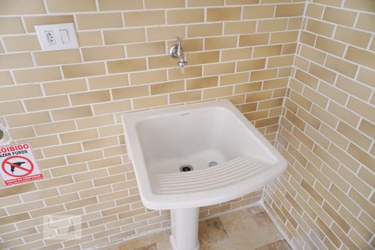 Lavanderia de apartamento para alugar com 2 quartos, 41m² em Parque Boturussu, São Paulo