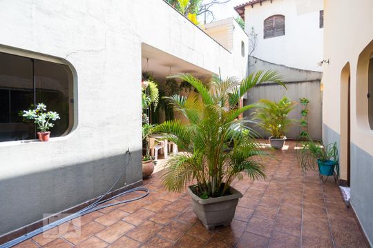 Quintal de casa à venda com 4 quartos, 458m² em Jardim São Bento, São Paulo