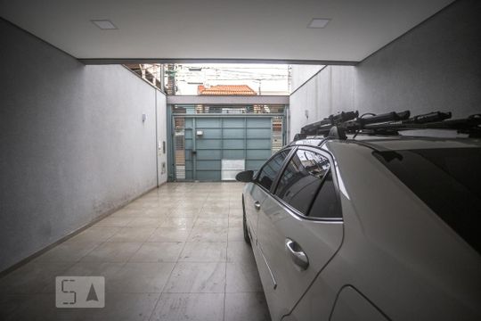 Garagem de casa à venda com 3 quartos, 240m² em Assunção, São Bernardo do Campo