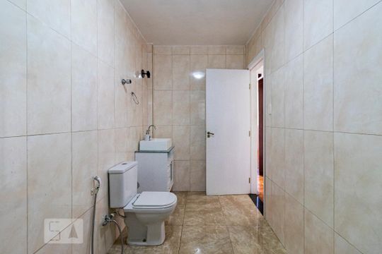 Banheiro de apartamento para alugar com 2 quartos, 97m² em Cambuci, São Paulo