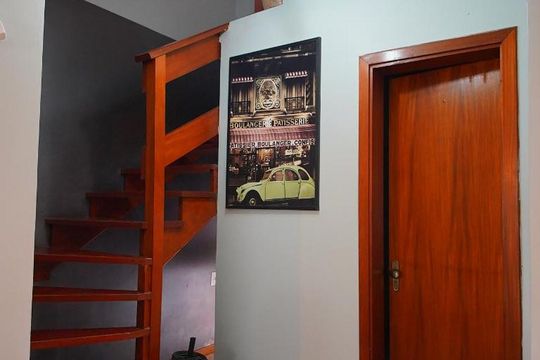 Sala de casa de condomínio à venda com 3 quartos, 159m² em Protásio Alves, Porto Alegre