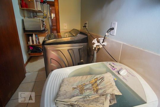 Area de Serviço de casa de condomínio à venda com 3 quartos, 159m² em Protásio Alves, Porto Alegre