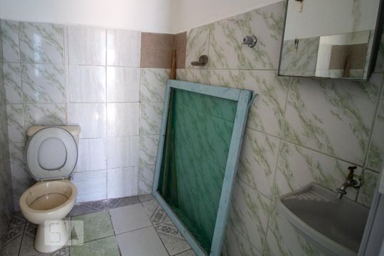Banheiro de casa para alugar com 1 quarto, 60m² em Chácara Belenzinho, São Paulo